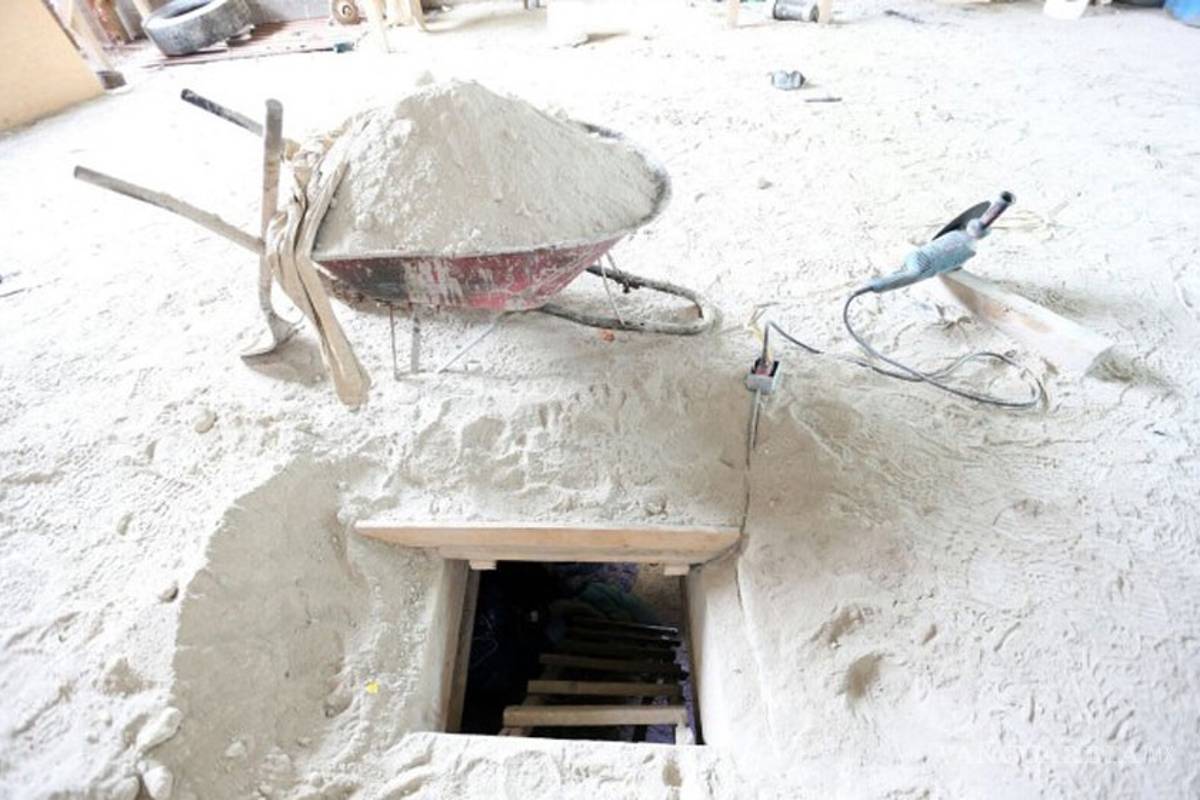 Recorrido por el túnel donde se fugó "El Chapo"
