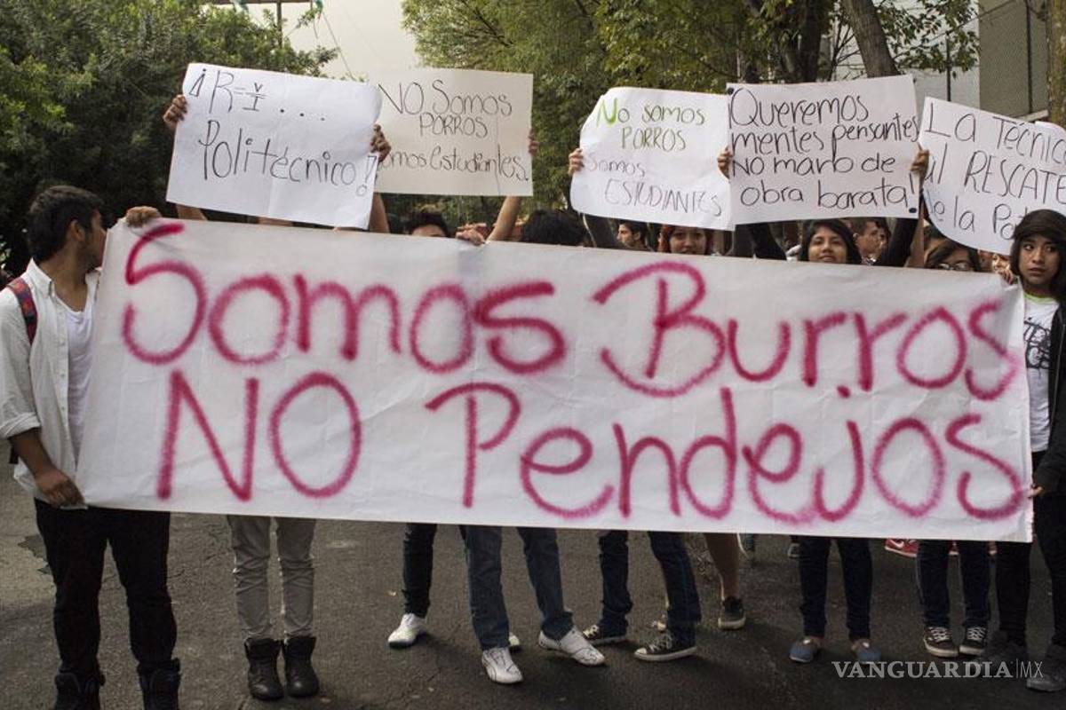 Estudiantes del IPN buscan paro total y cese de la directora