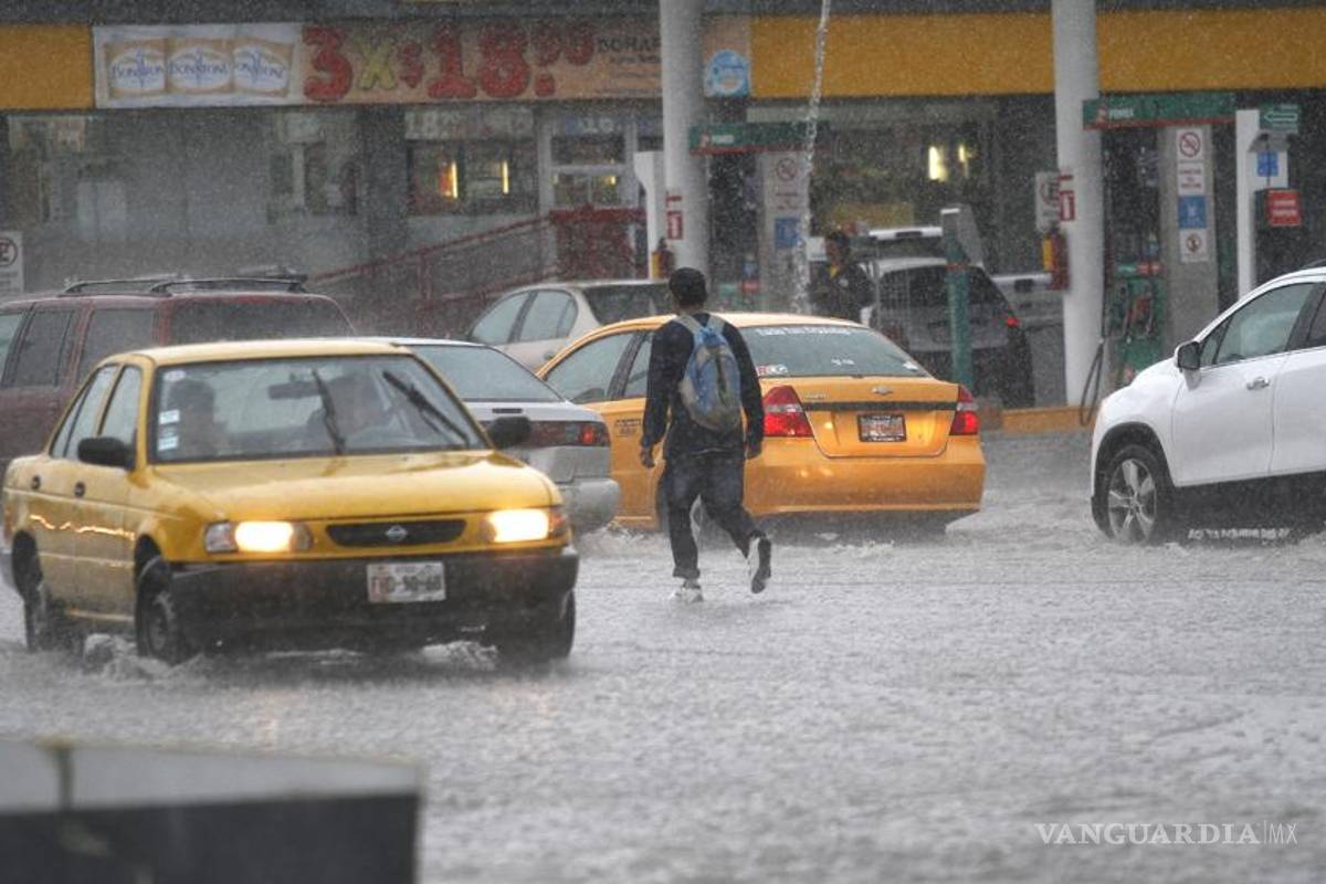 Reporta Protección Civil saldo blanco por lluvias en Saltillo