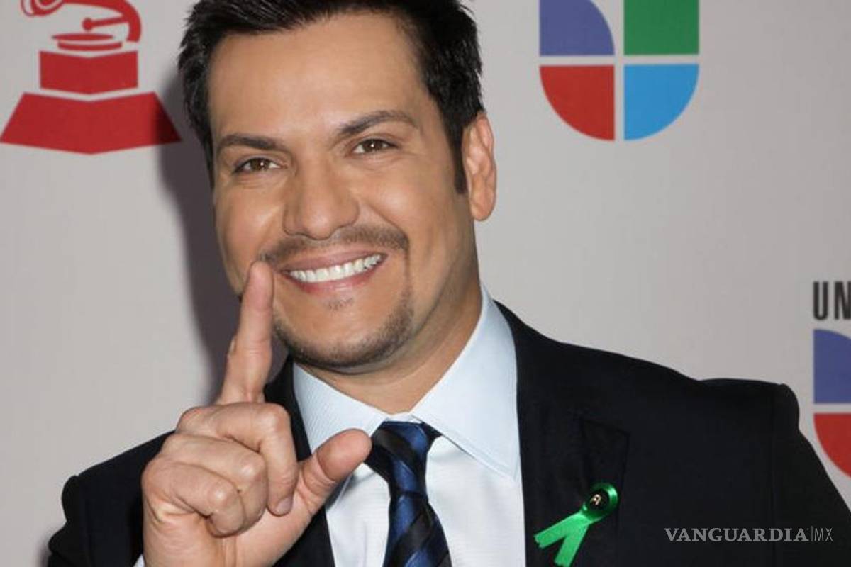 Víctor Manuelle alista gira por 20 años de carrera