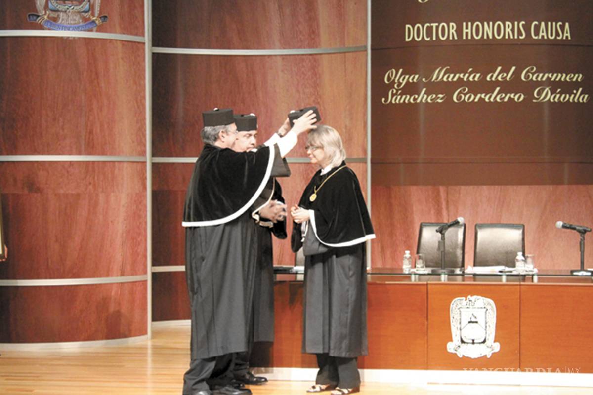 La UAdeC entrega Honoris Causa a la ministra Olga Sánchez