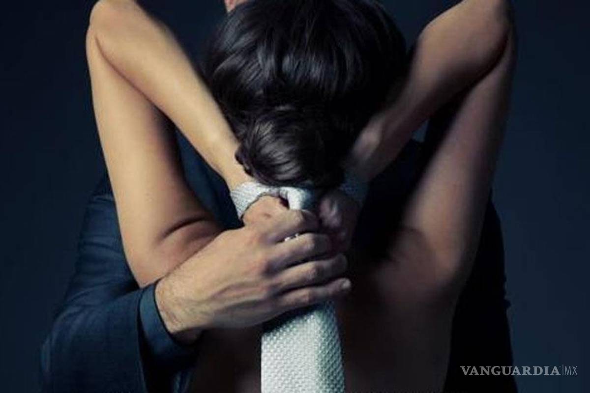 Crítica destroza la película de 50 sombras de Grey