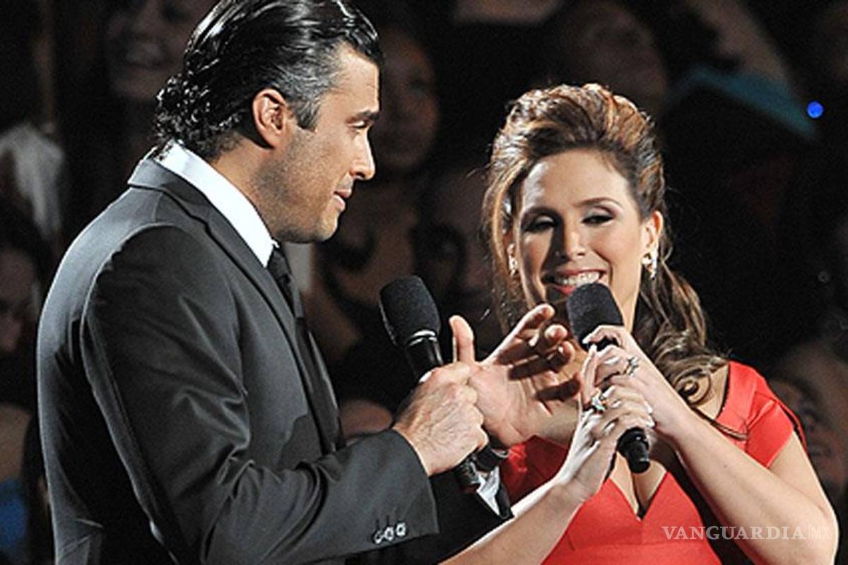 Jaime Camil bautiza a bebé de Angélica Vale