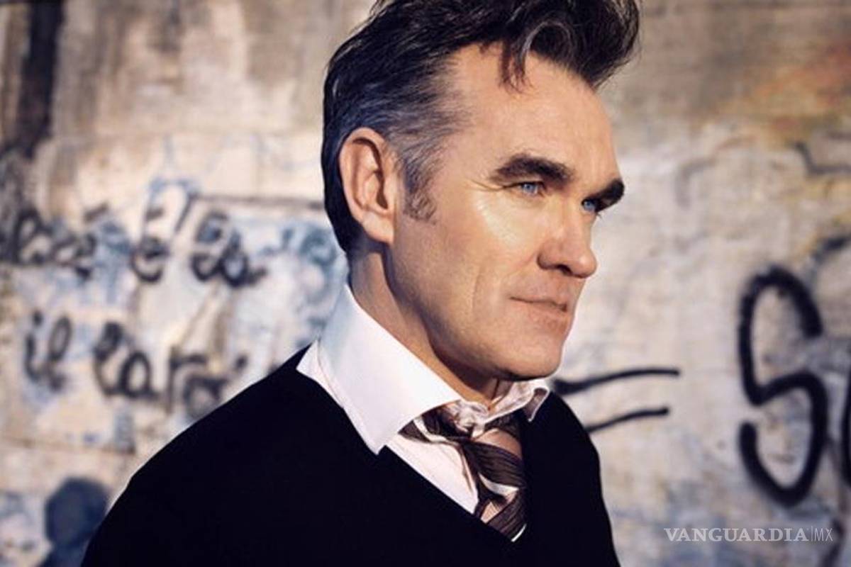 Desafortunadamente, no soy homosexual: Morrissey