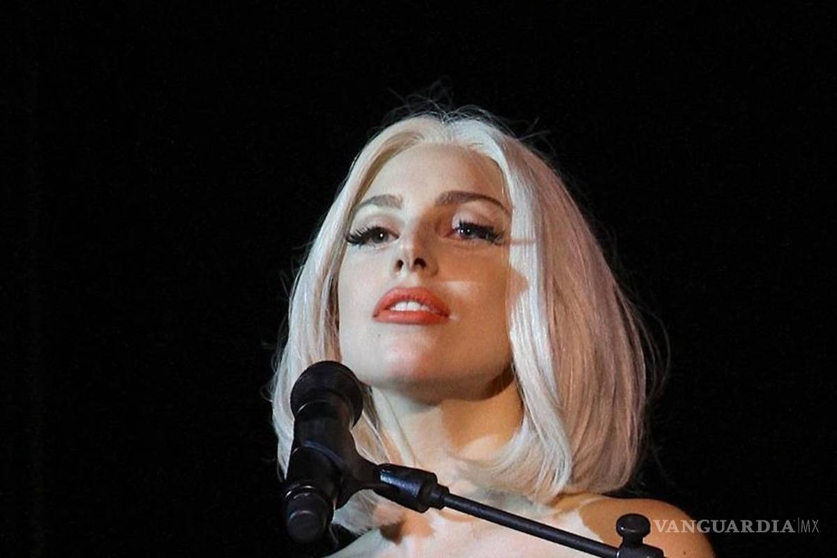 Lady Gaga presenta su nuevo 'show' en Berlín