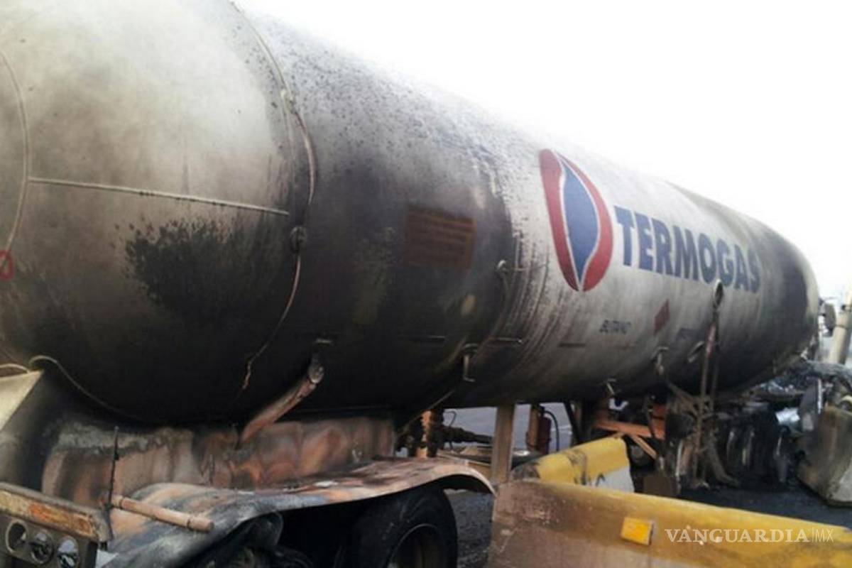 Ascienden a 27 los muertos por explosión de pipa en Xalostoc