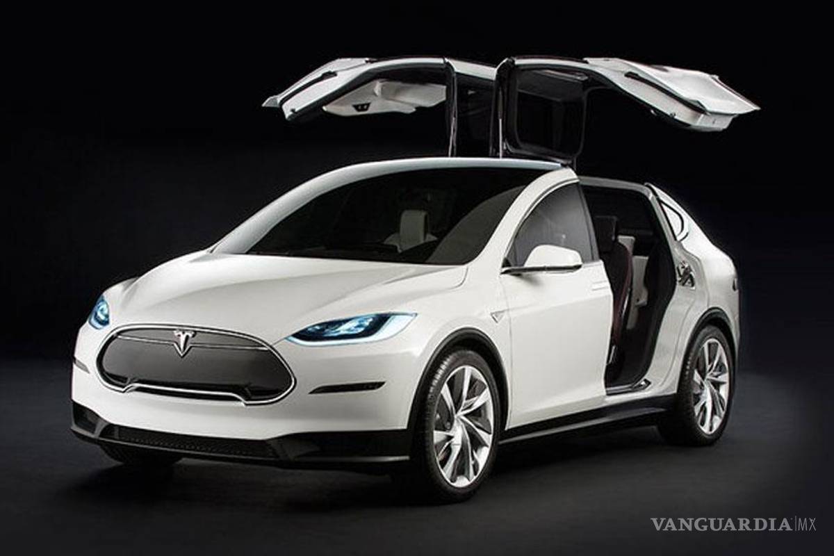 Tesla Model X: auto de lujo totalmente eléctrico