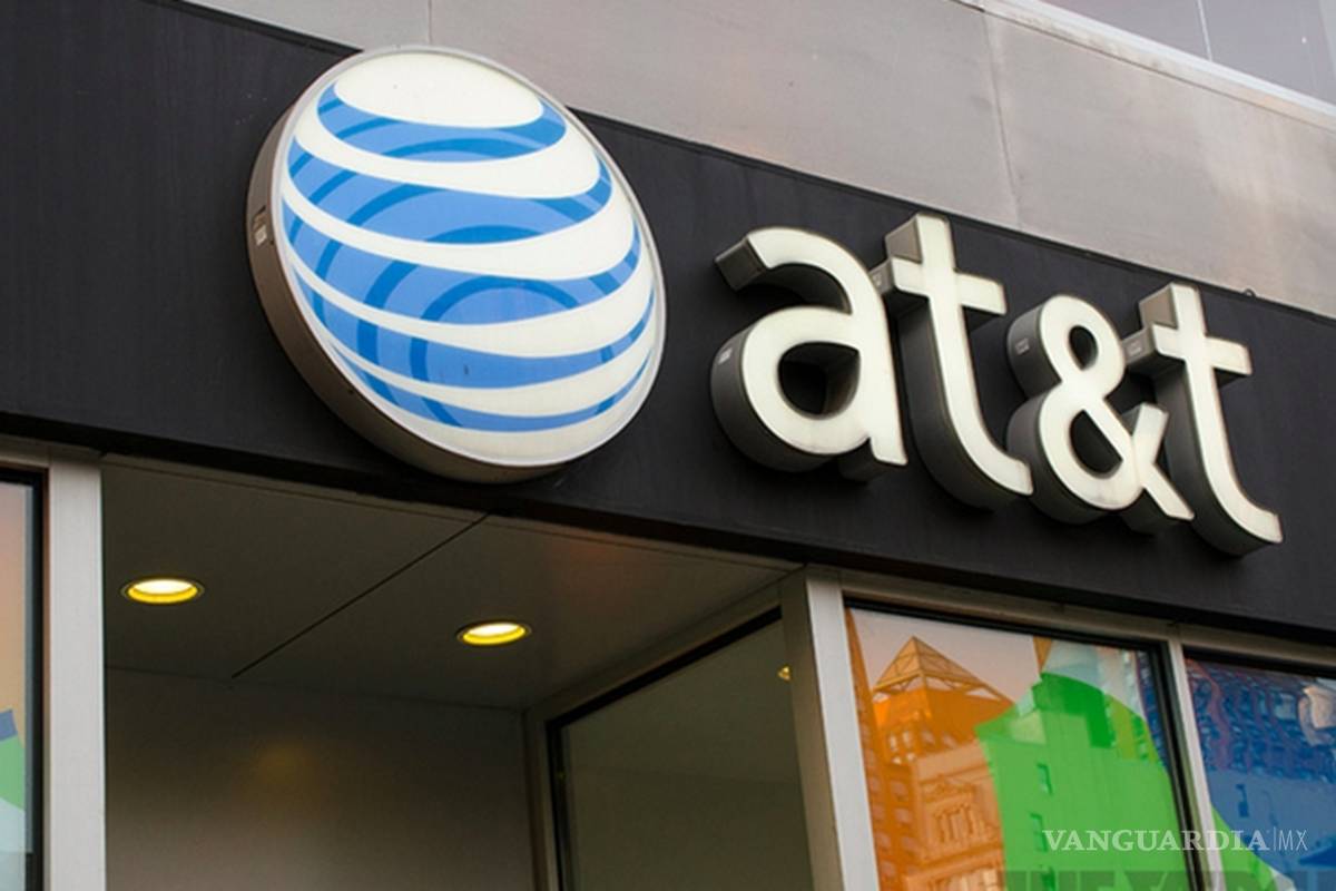 AT&amp;T compra a Iusacell por dos mil 500 mdd