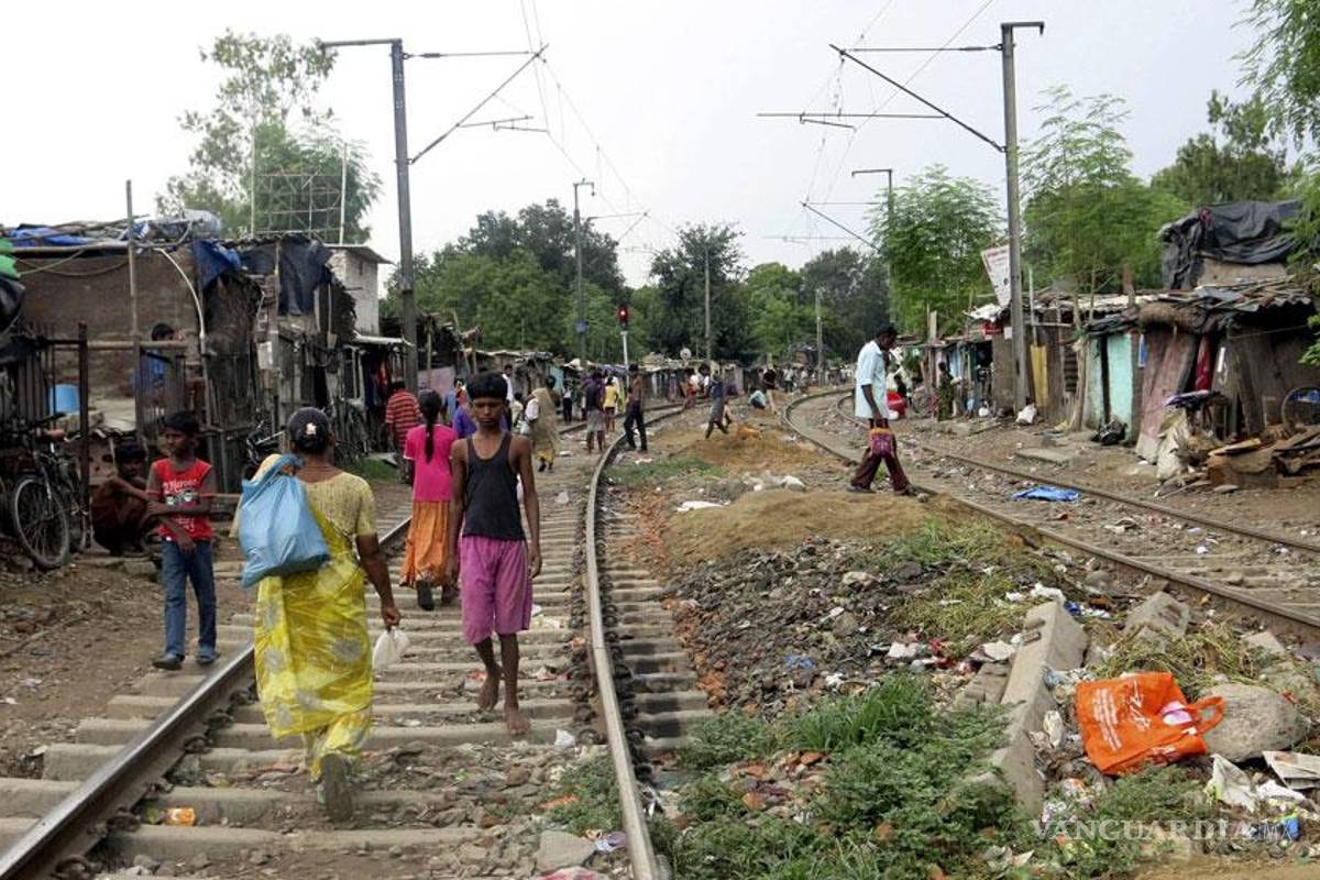 La India, islas de riqueza en un mar de pobreza