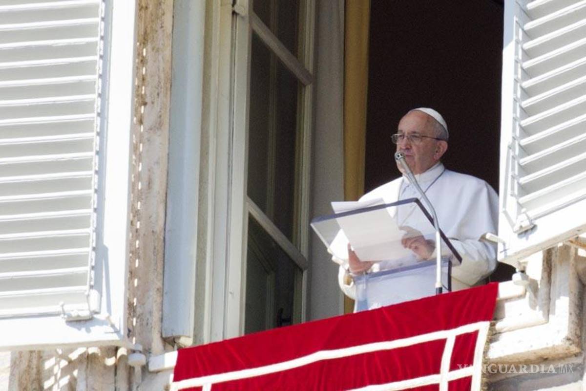 Marginar a mujeres es hacer el mundo estéril: Papa