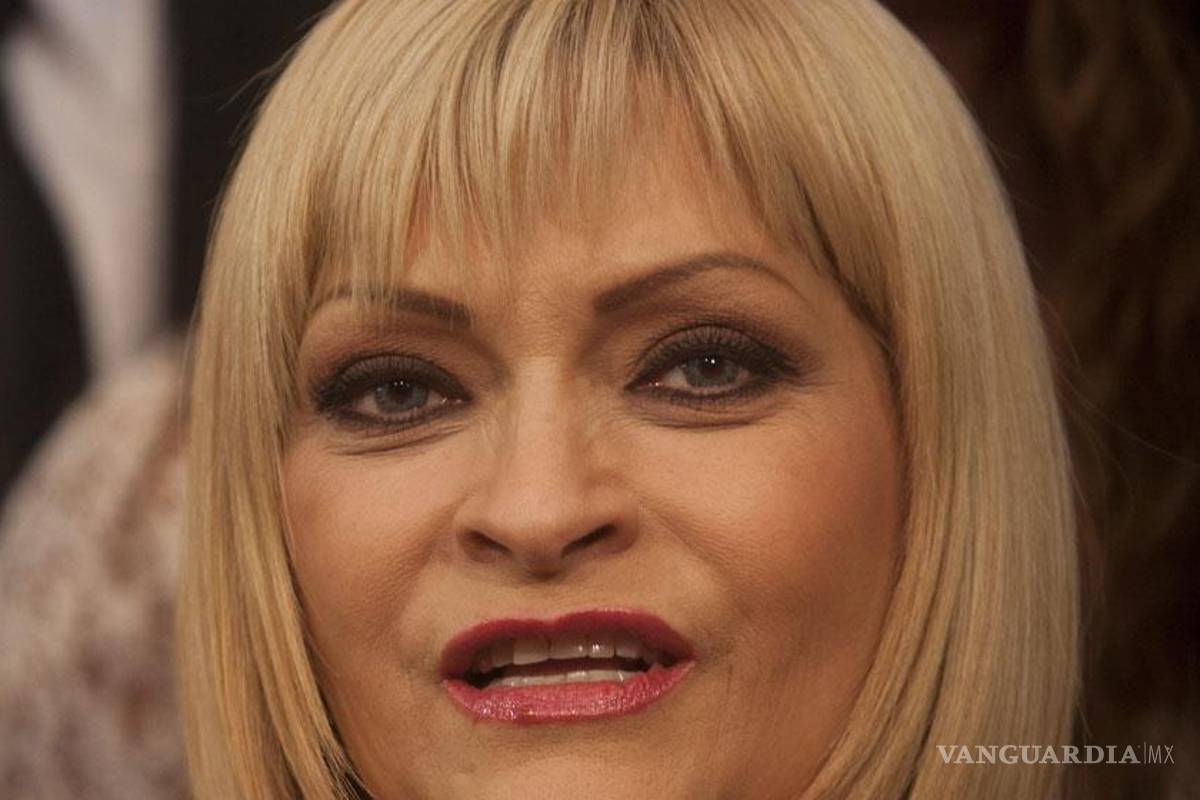 Rocío Banquells regresa renovada a los escenarios