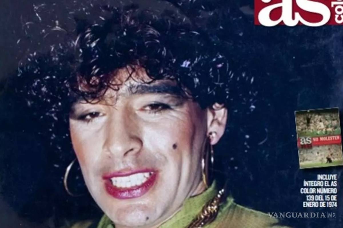 Sacan a la luz foto de Maradona vestido de mujer