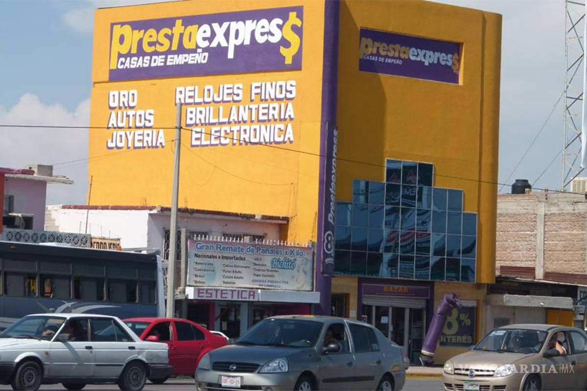 Cuatro sujetos asaltan un "Presta Express" en Torreón
