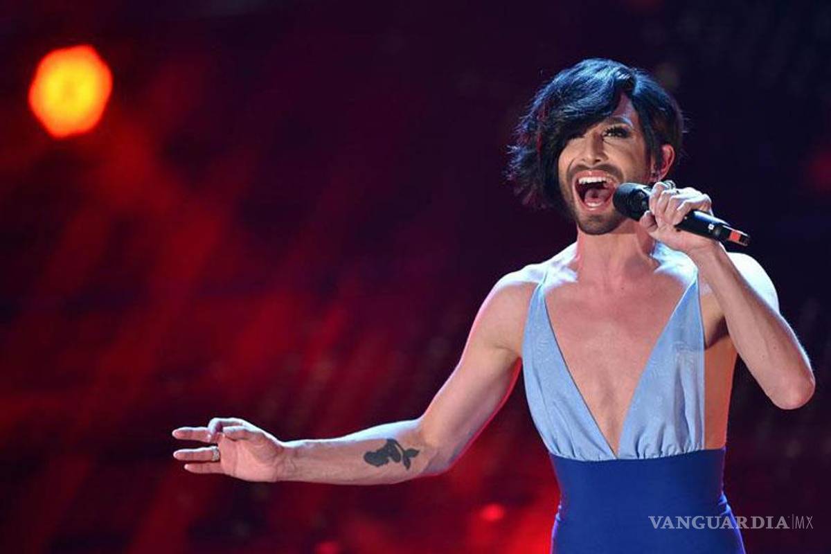 Conchita Wurst con un nuevo look en el festival de San Remo