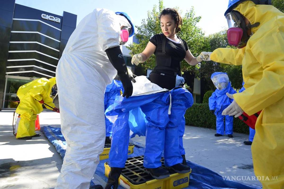 Simulan en Ciqa derrame químico peligroso