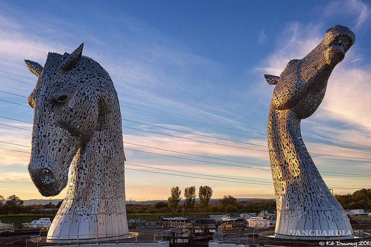 "The Kelpies", las estatuas estatuas de caballos más grandes del mundo