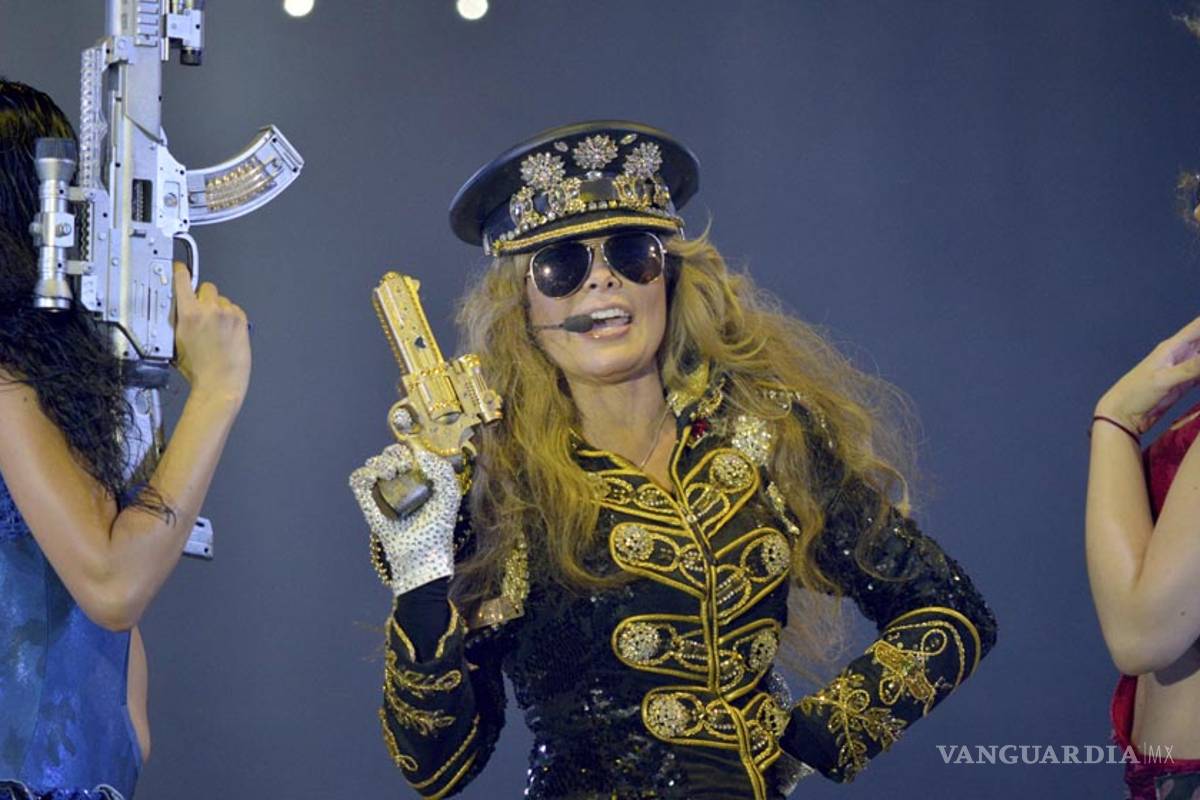 Gloria Trevi dispuesta a cantar para Donald Trump