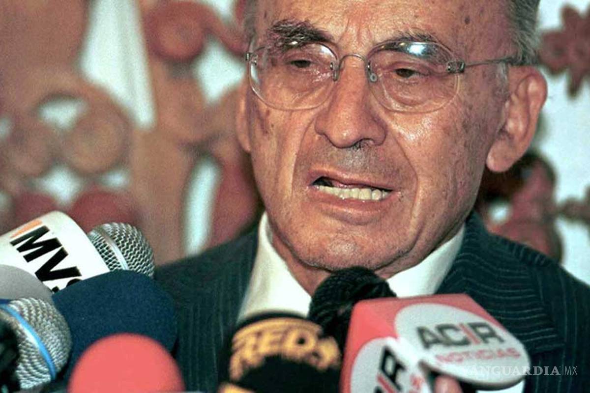 Echeverría tenía bajo control a la prensa: Wikileaks