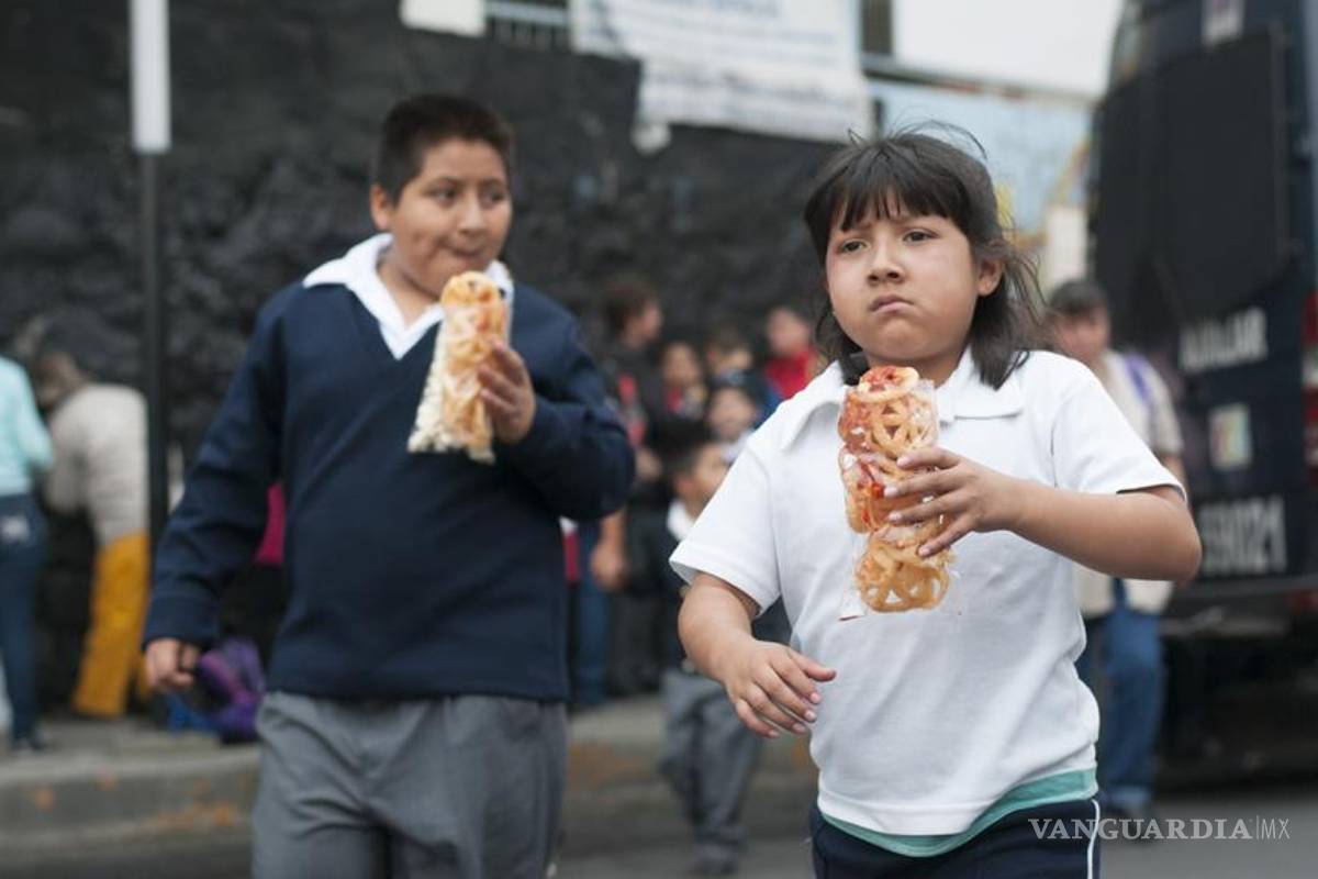 Cofemer celebra que la televisión deje de anunciar comida chatarra