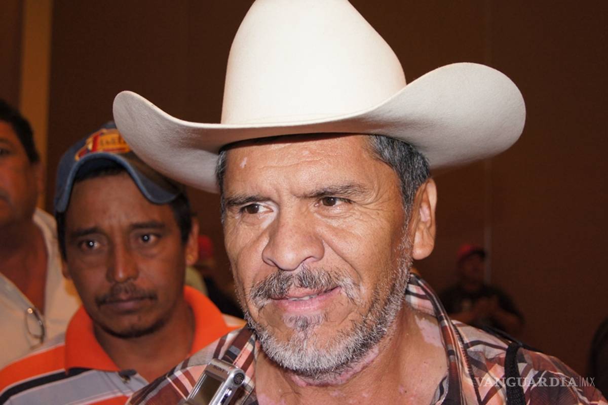 En Monclova ejidatarios exigen pago de indemnización por construcción del mall