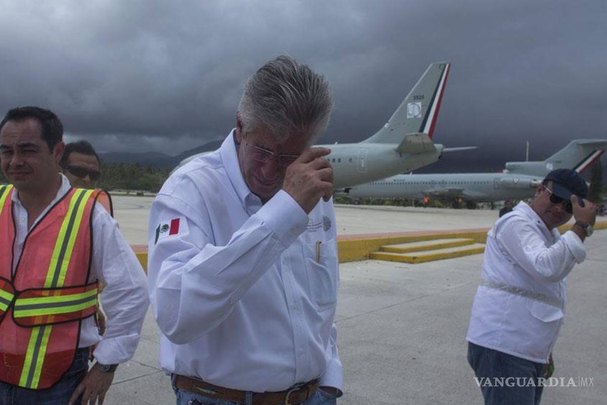 Un promedio de 37 mil personas ha salido de Acapulco: SCT