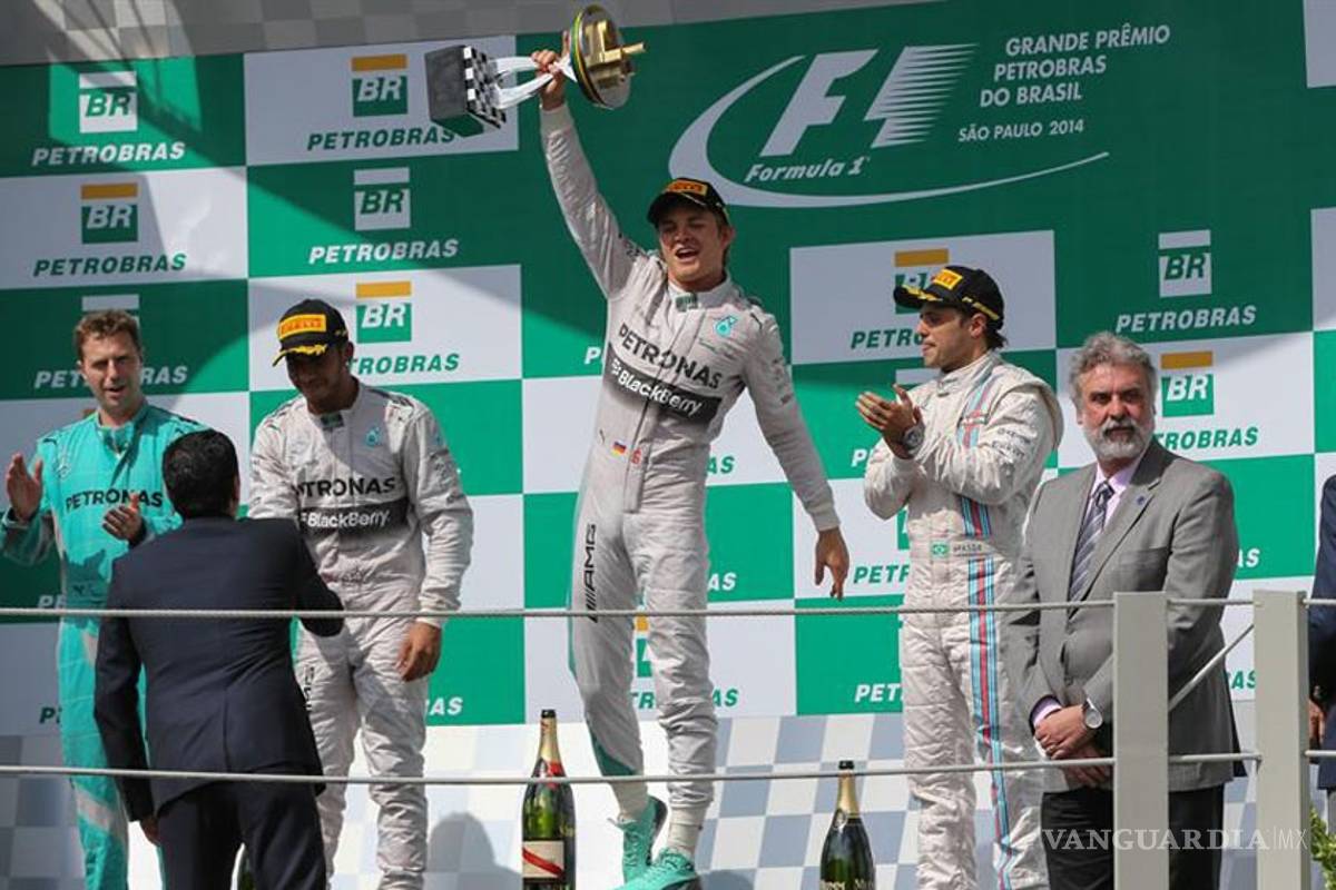 Mercedes restablece el orden con Rosberg en pole