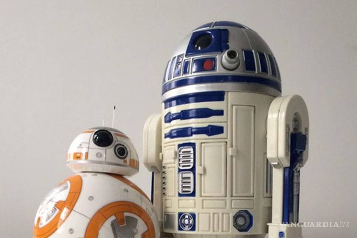 Lo que hablaron R2-D2 y BB-8 en Star Wars: The Force Awakens