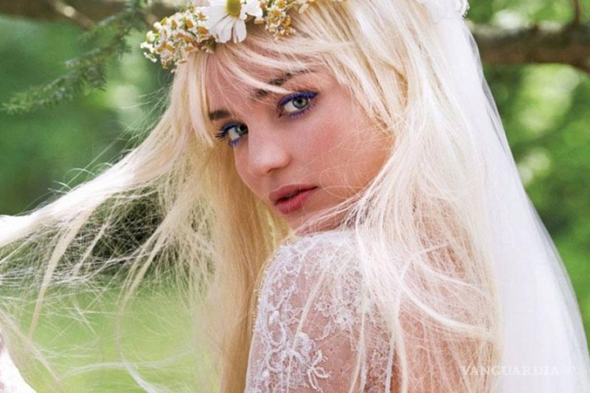 Miranda Kerr se transforma en la estrella porno "Cicciolina"