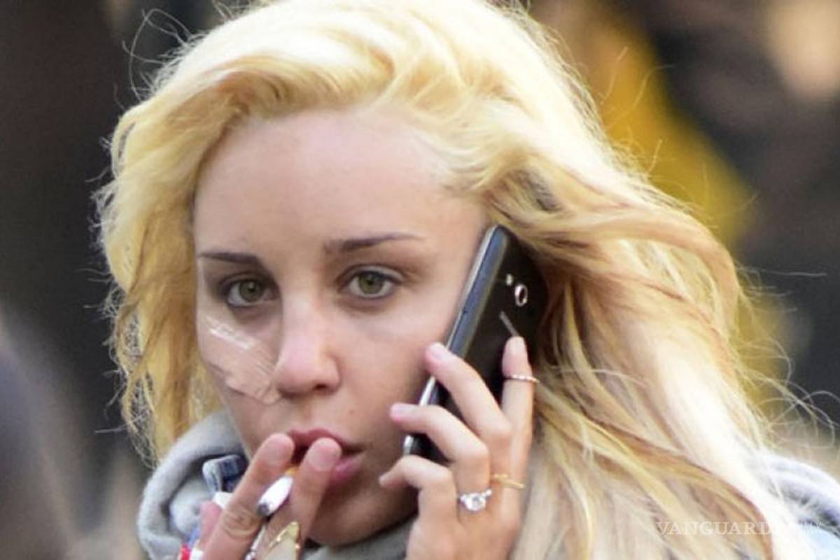 Amanda Bynes arremetió contra sus padres vía Twitter