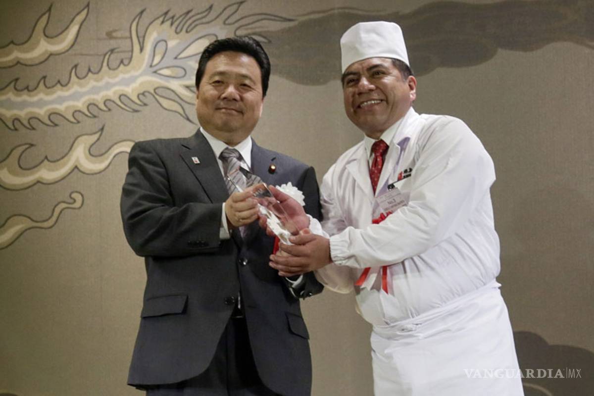 Mexicano gana el mundial de cocina tradicional japonesa