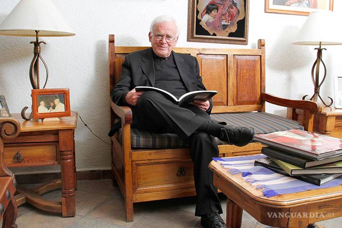 Reconocen a Raúl Vera con Medalla Iberoamericana al mérito humanista