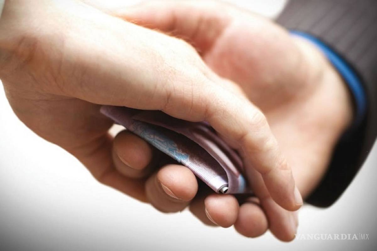Funcionarios piden 'mordida' a 4 de cada 10 empresarios: IMCO