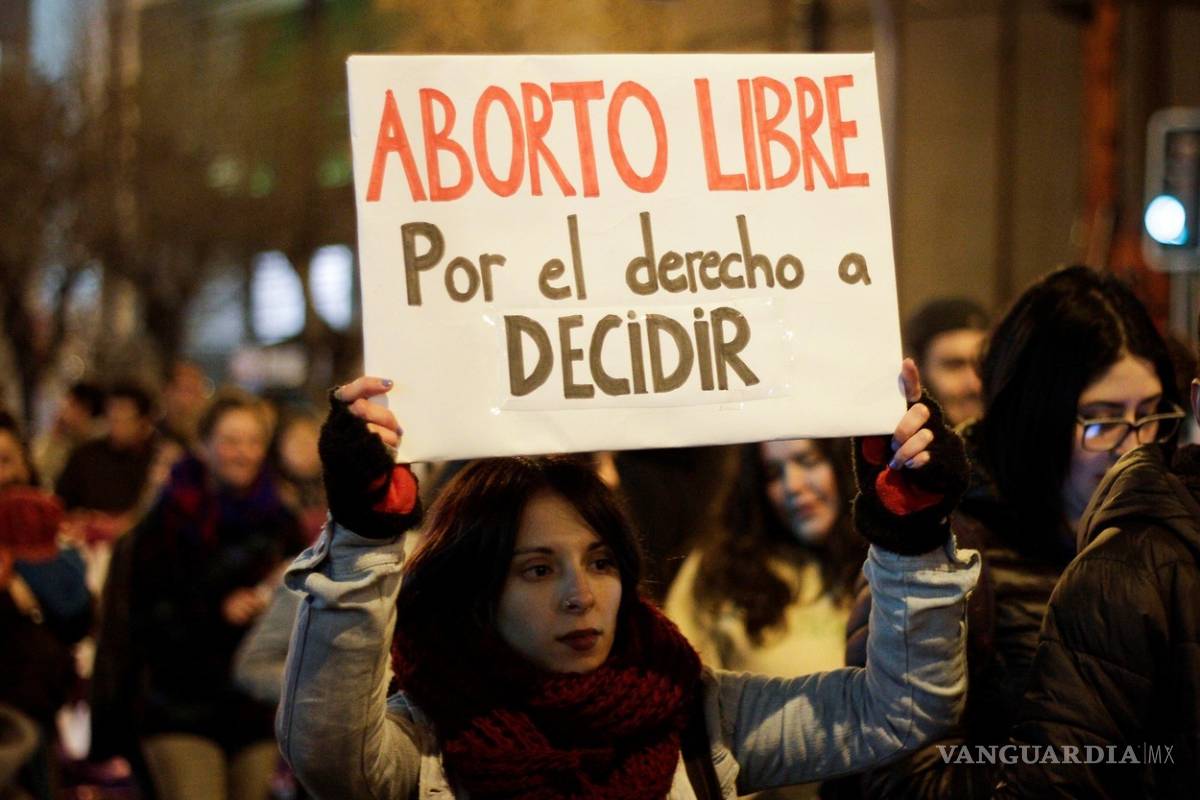 Promulga Chile ley que despenaliza el aborto
