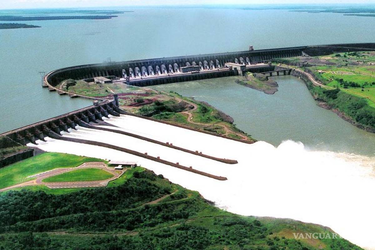 Itaipú, 30 años siendo la mayor planta hidroeléctrica del mundo
