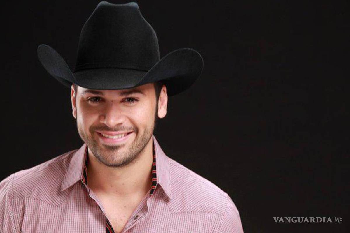 Sale ileso de accidente vial vocalista de La leyenda