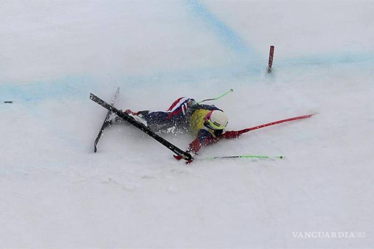Caída deja a la chilena Joffroy fuera del esquí cross de Sochi