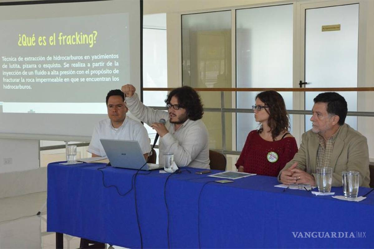 Expertos alertan por 'fracking'; causa graves riesgos a la salud y daño ambiental
