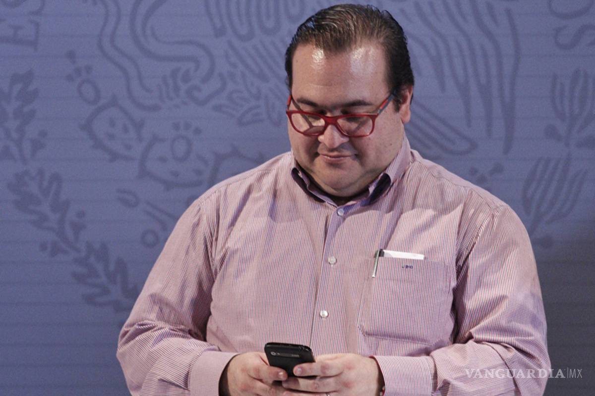 Javier Duarte presume títulos deportivos en redes sociales
