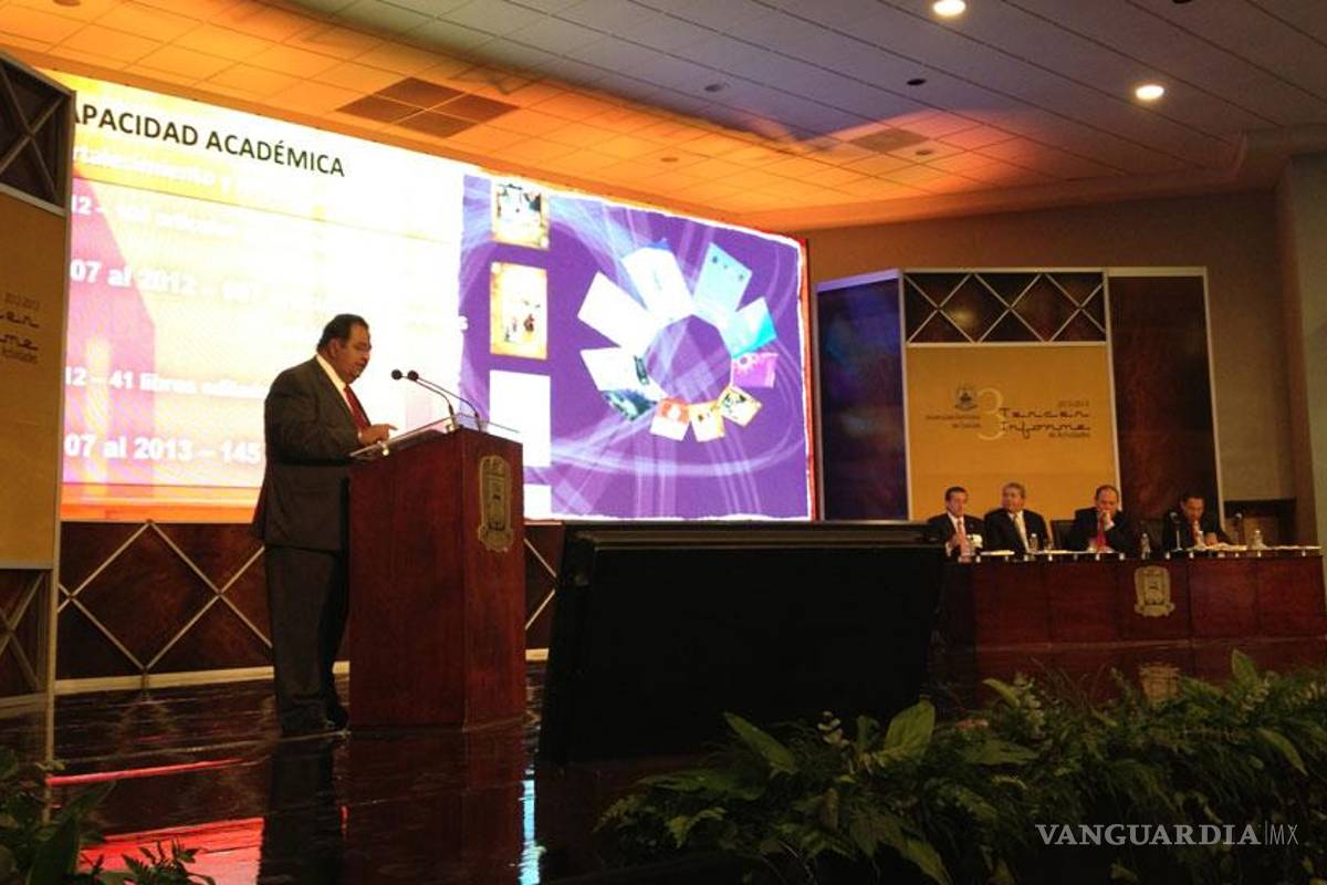 El Ultimo Informe del Mario Alberto Ochoa, Rector del a UAdeC.