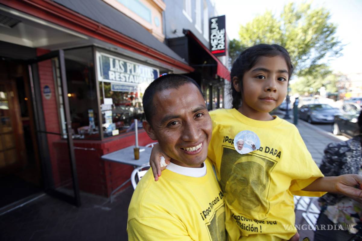 Niña que pidió a Papa por migrantes se reúne con Basáñez