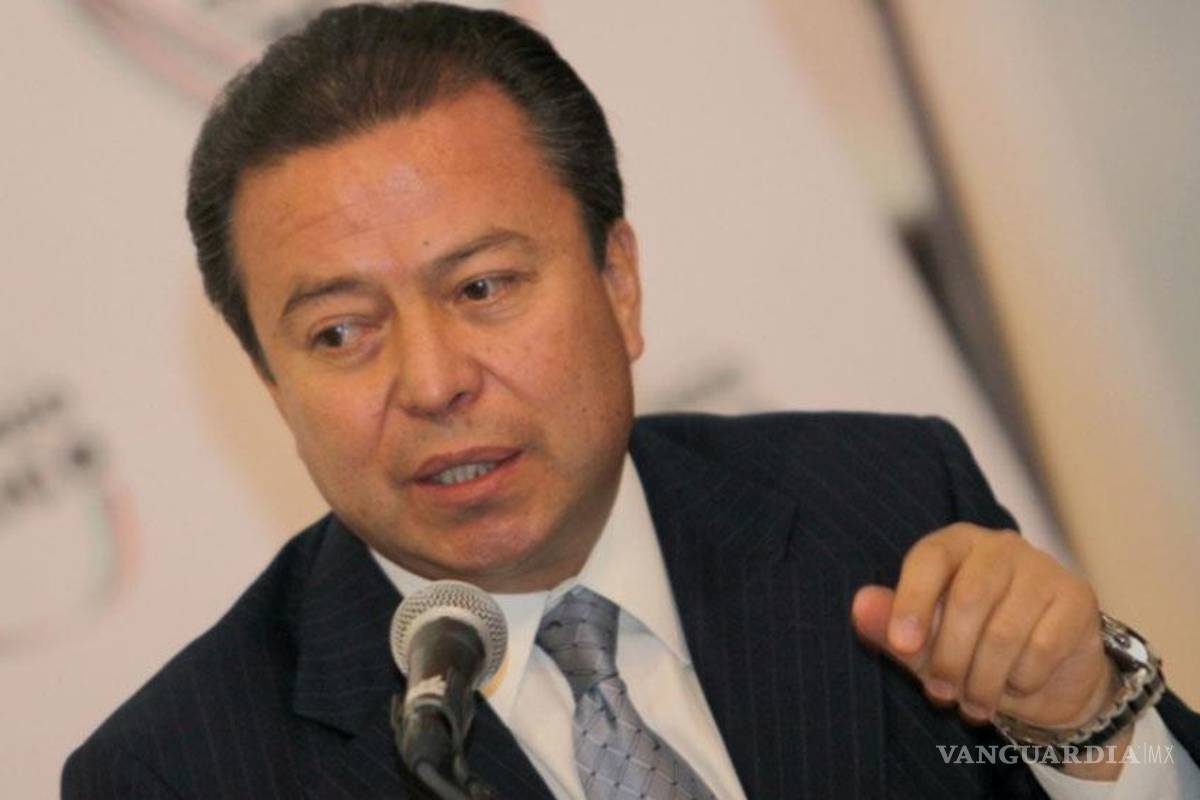 Señala César Camacho que IFE aprobó reformas a documentos del PRI