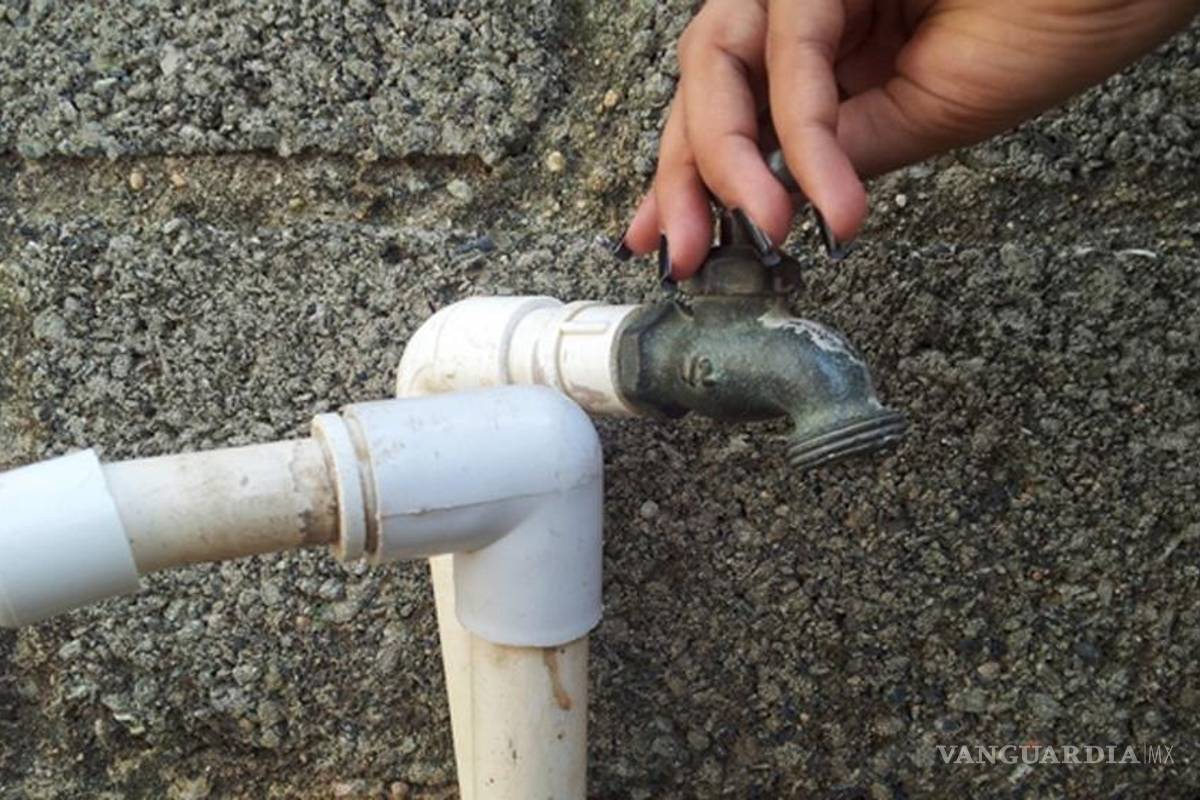 Lala saquea agua del subsuelo en Nazas, dice presidente municipal