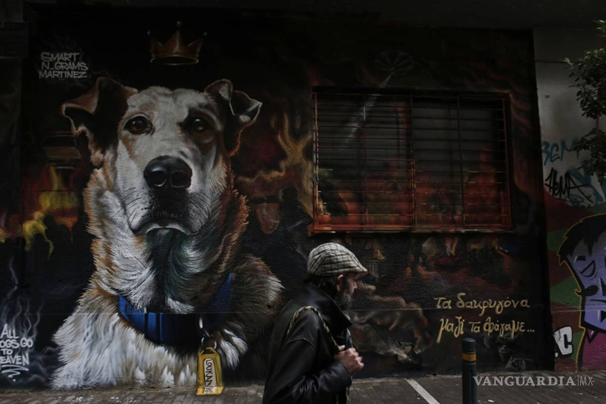 Inmortalizan en Grecia a Lukánikos, el perro anarquista