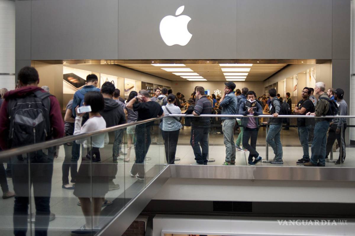 Apple rompe récord de ventas: 13 millones de iPhones en 3 días