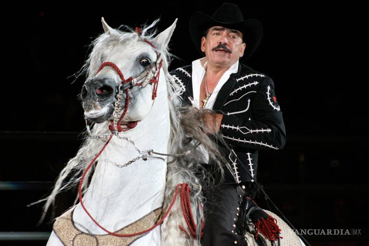 Joan Sebastian se baja del caballo para siempre
