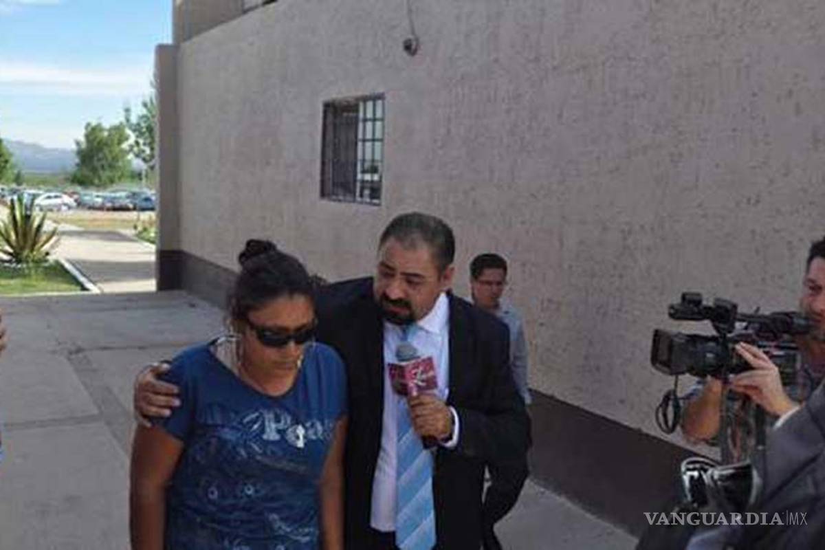 Mamá de Christopher renuncia a apoyo de Laura Bozzo: abogado