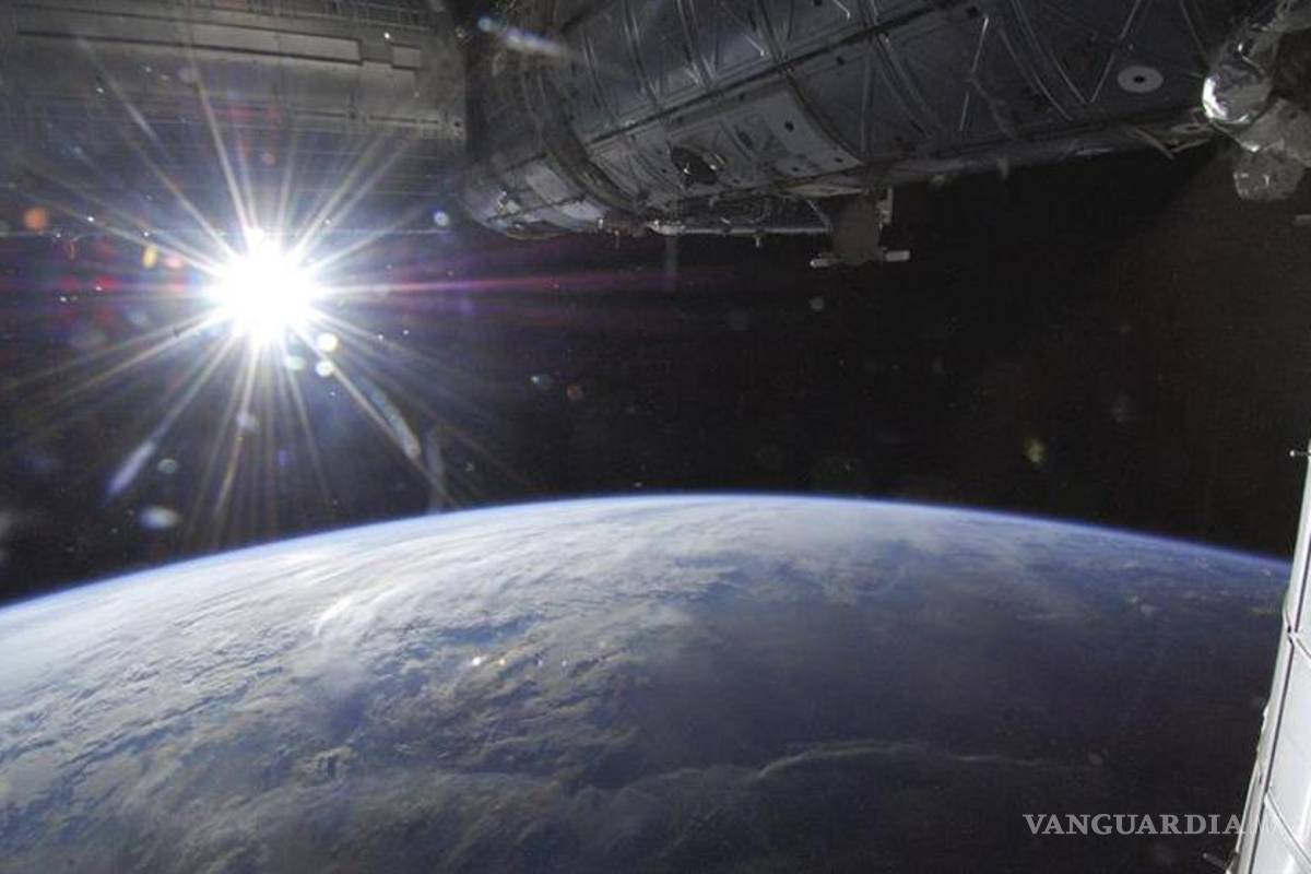 Usuarios de internet podrán enviar mensajes al espacio