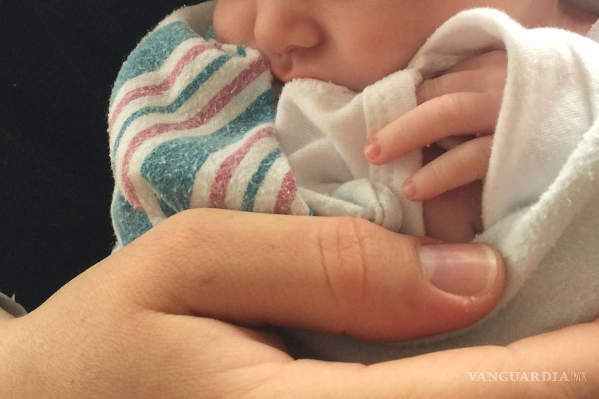 Logran que bebé nazca sin enfermedad genética que porta la madre