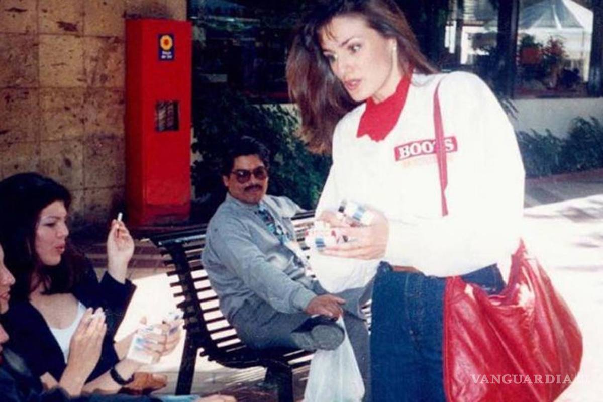 Revelan fotos de la reina Letizia como edecán en Guadalajara