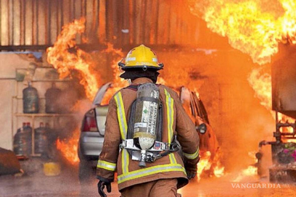 Al menos 100 muertos por explosión en gasolinera en Ghana